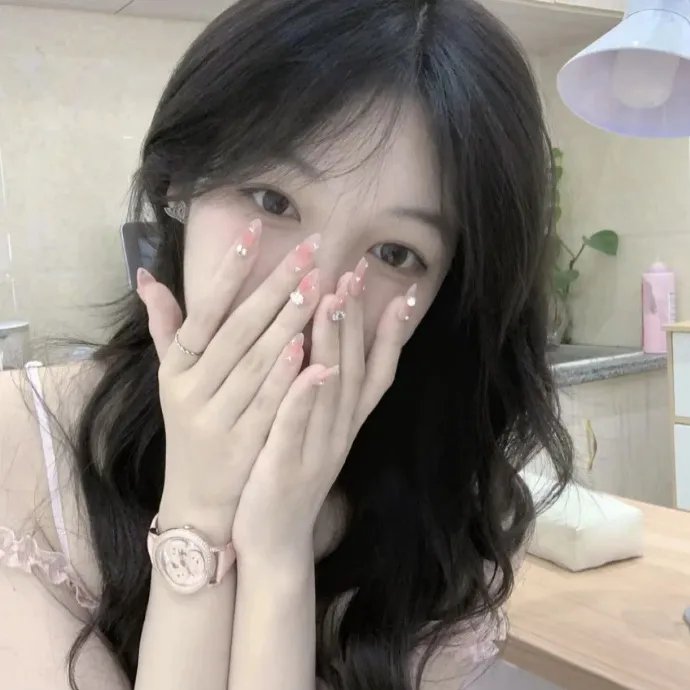 在凡妲的小房间里